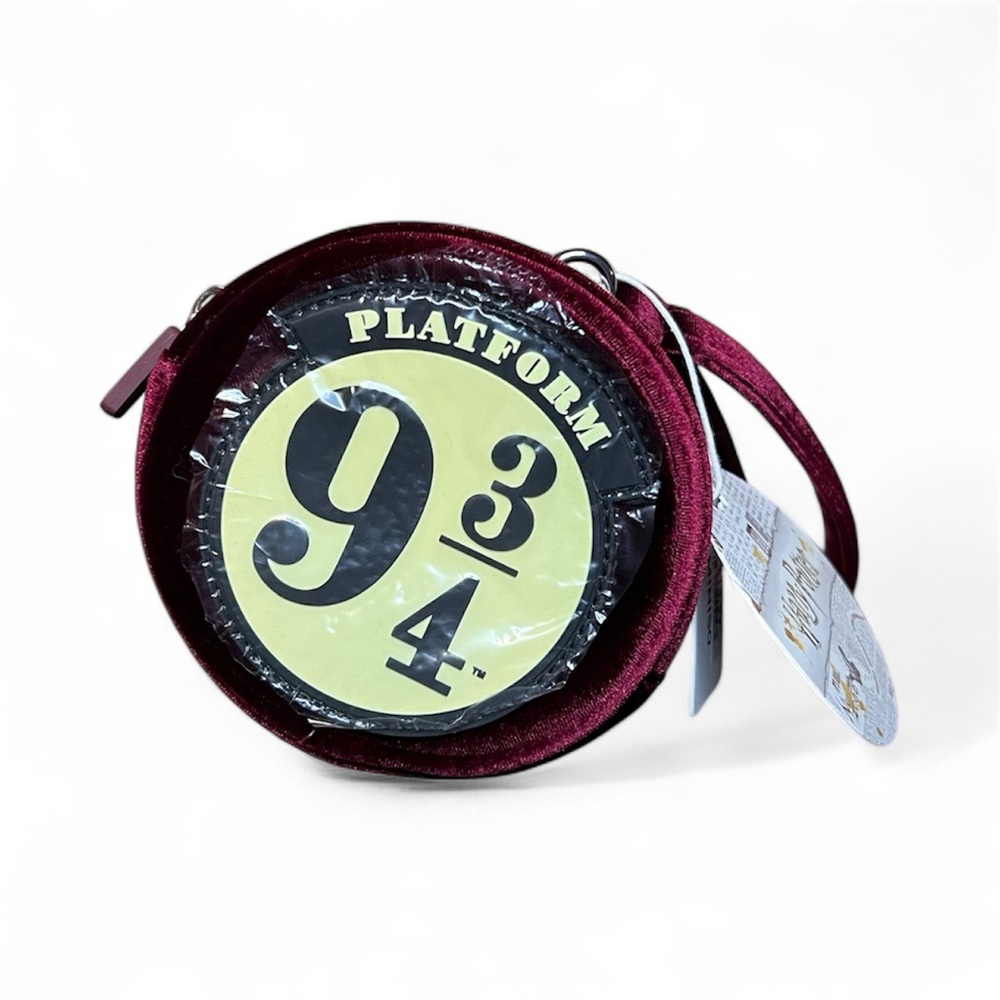 Platform 9 3/4 Round Bag